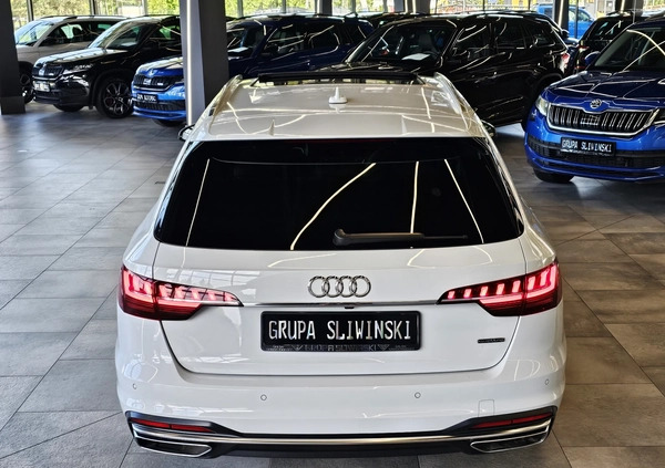 Audi A4 cena 99900 przebieg: 150000, rok produkcji 2020 z Ełk małe 742